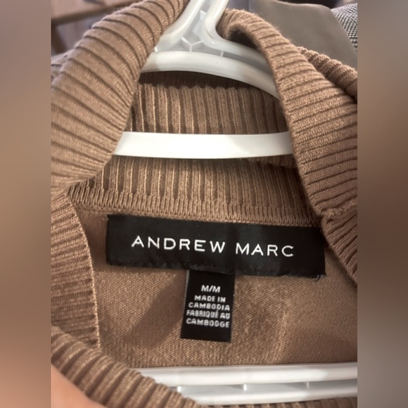 Andrew Marc wool blend turtleneck size medium relax fit - Picture 5 of 7